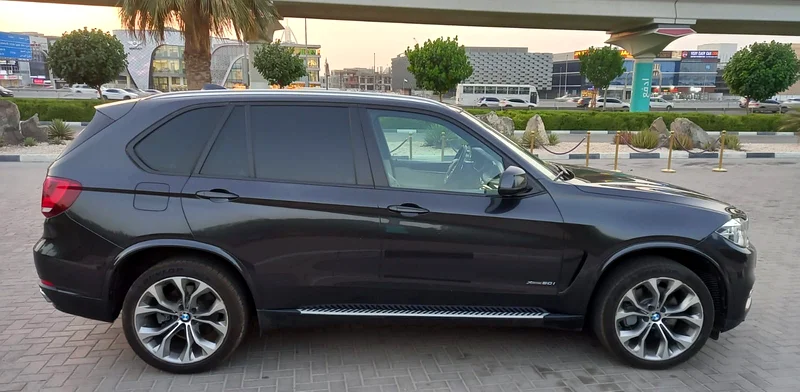 Stunning BMW X5 2015 GCC well maintained and clean .63229645851651113