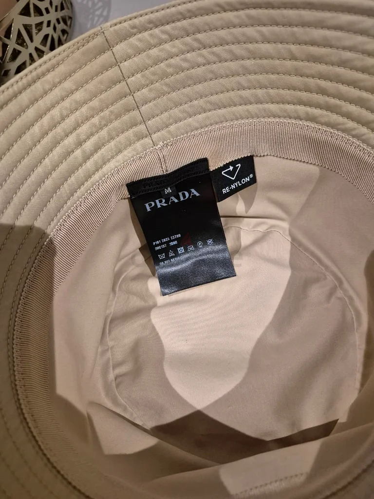 Prada bucket hat size Medium63240640020995111