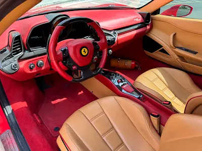 صورة 10 لـ 2012 Ferrari 458 ITALIA