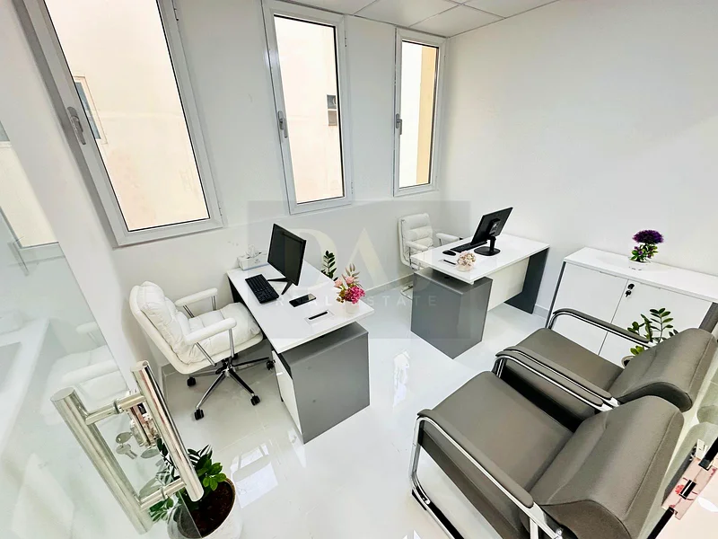 Modern office with Bank account assistance |Free Amenities62865789876097114
