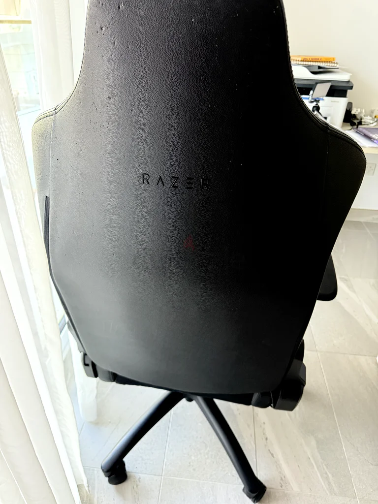 Razer Iskur V2 Gaming Chair - Black63201166180097111