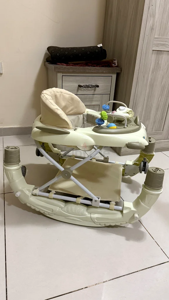 BABY WALKER FOR SALE!63176639477250112