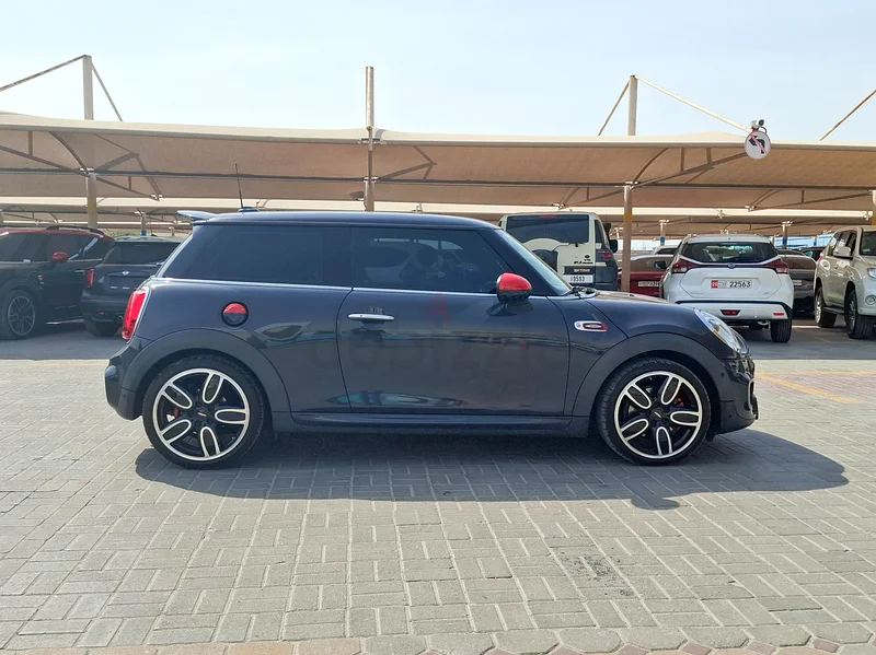 AED 937/month | 2016 MINI Cooper Cooper S | GCC Specs | Ref#31642363154620430211113