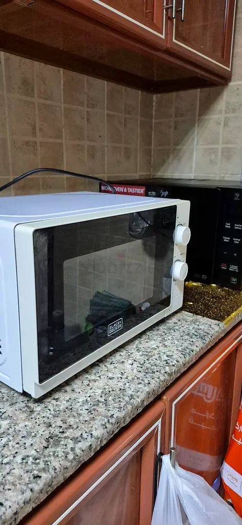 Microwave oven very good condition