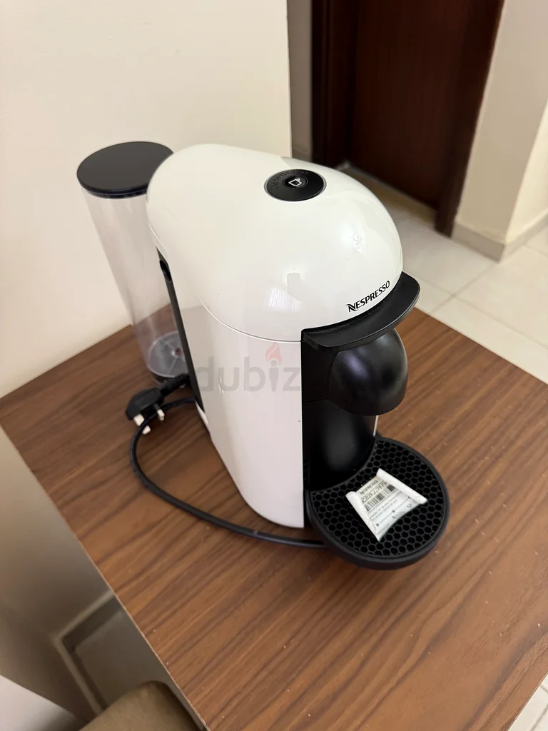 New Nespresso coffee machine, never used, in excellent condition, for sale, AED 1,00063252950765187111