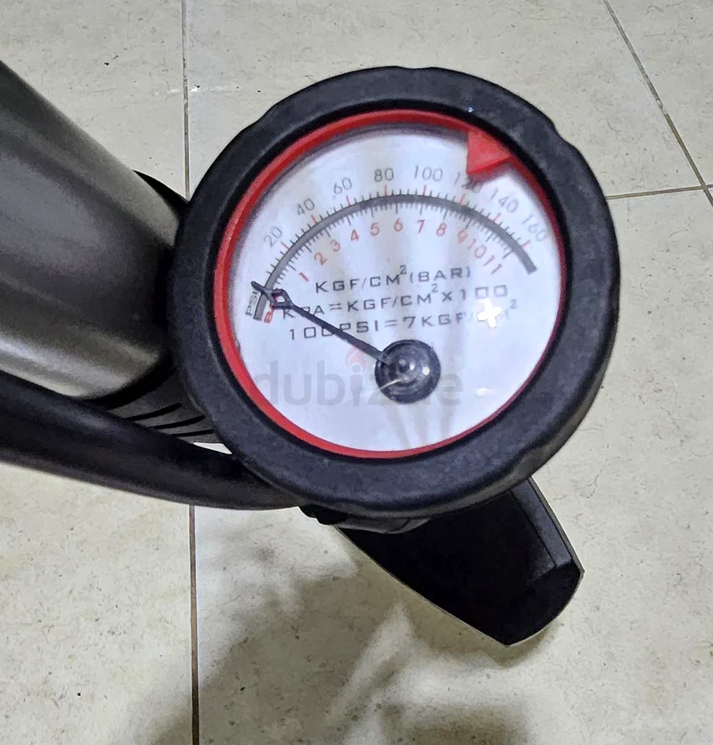BICYCLE PUMP WITH GAUGE63243190708995111