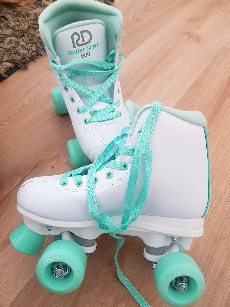 Roller skates63246246305923113