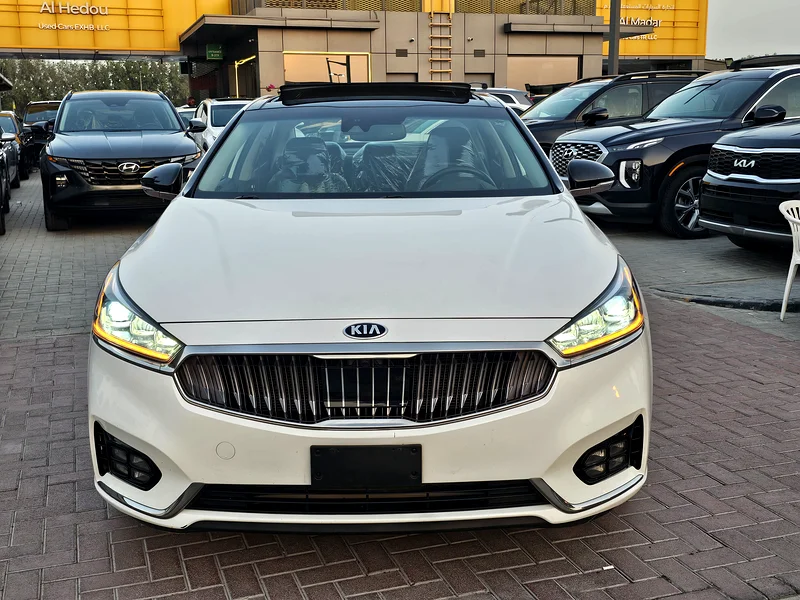 Kia Kadianza XSL 2019 with panoramic view of five TOP cameras63224311604226113