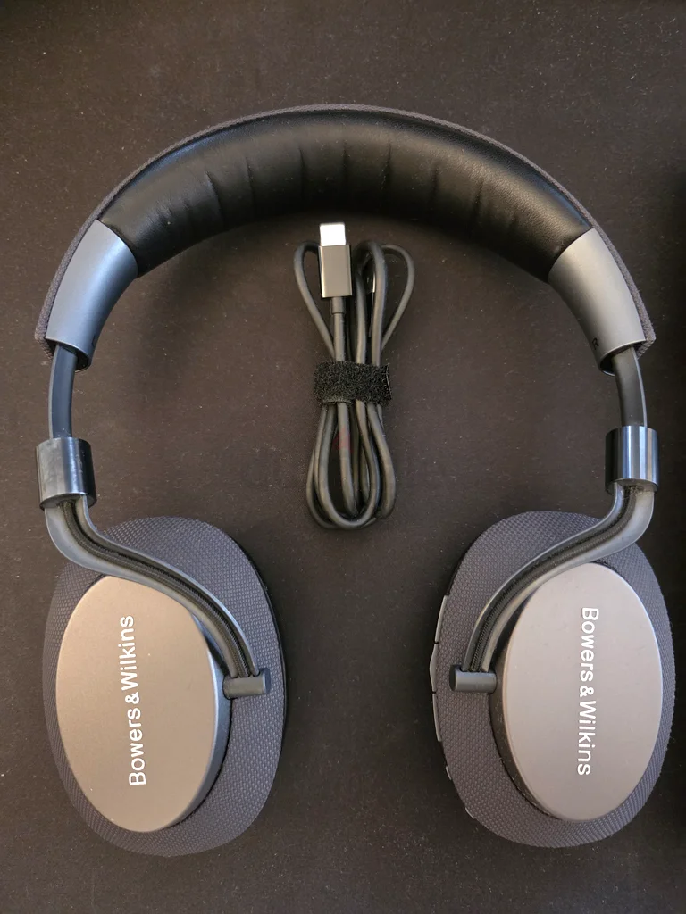 Bowers  Wilkins PX Headphones63261840772098114