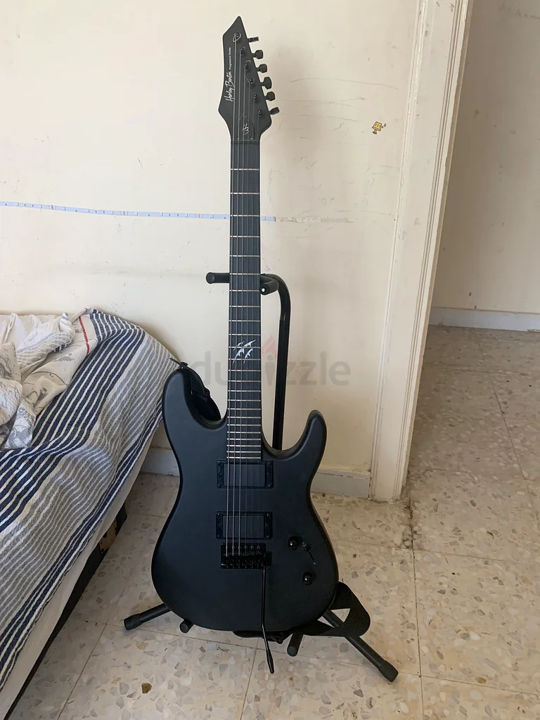 Harley Benton HWY-25BKS Progressive series  with amp, cable and accessories63205878209793111