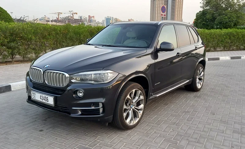 بي إم دبليو X5 موديل 2015 بحالة ممتازة، صيانة جيدة ونظيفة.632296458516511128