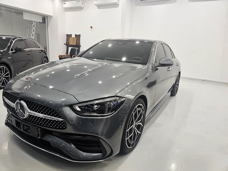 2022 C300 AMG Gulf version, under warranty, no accidents or paint work63231161939969111