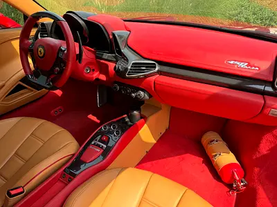 صورة 13 لـ 2012 Ferrari 458 ITALIA