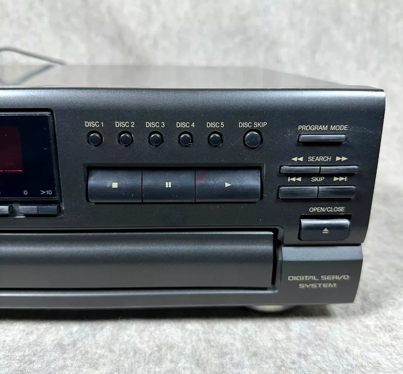 Technics SL-PD888 CD Changer 5 Disc Rotary Compact Disc Player63165711820418113