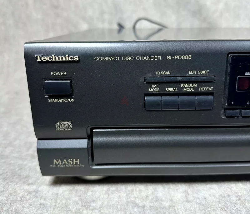 Technics SL-PD888 CD Changer 5 Disc Rotary Compact Disc Player63165711820418112