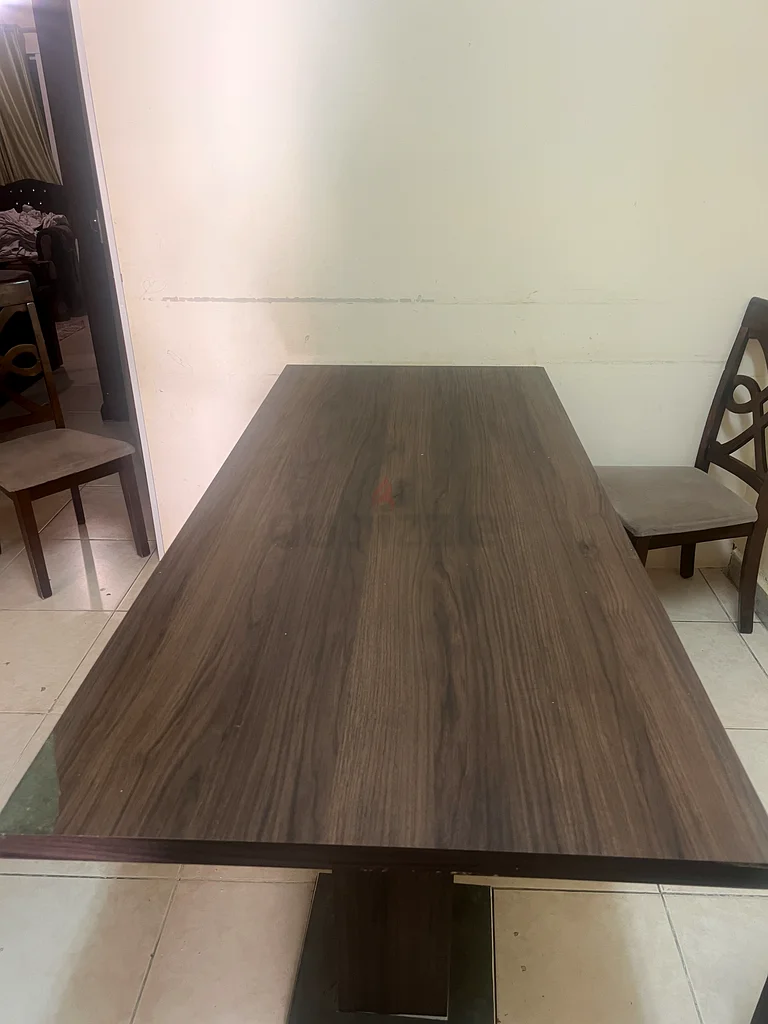 طاولة طعام632640645838091121