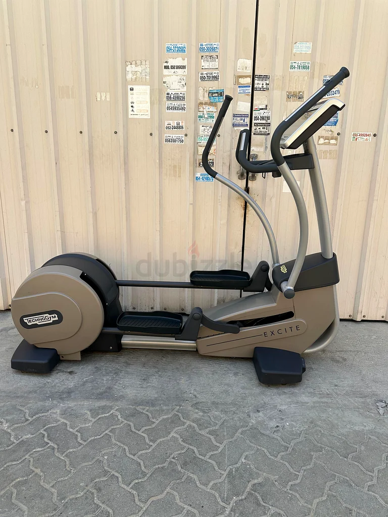 شاشة تقنية Technogym كروس متدرب لمسية62931671388931114