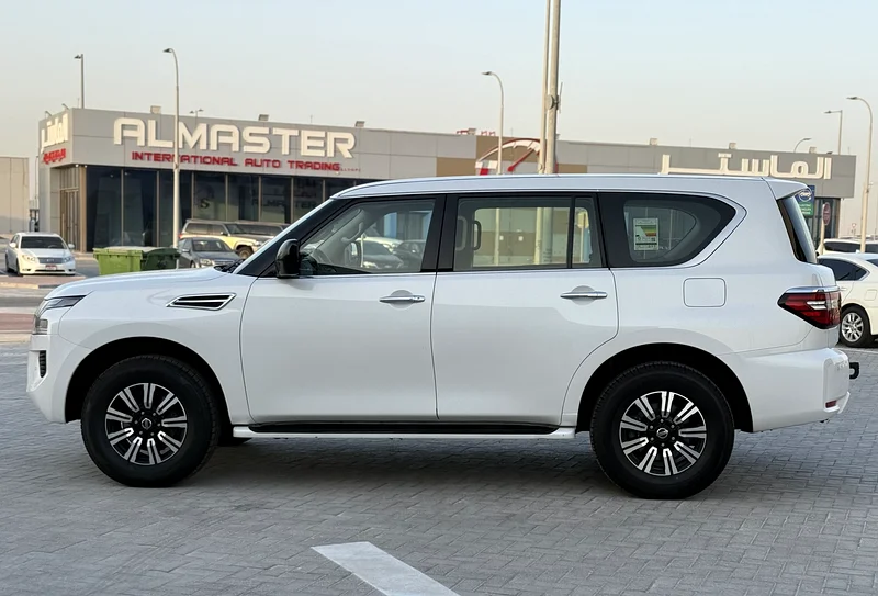 2020 Nissan Patrol XE V6 in perfect condition with original paint63156989940993113
