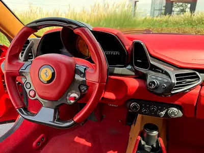 صورة 12 لـ 2012 Ferrari 458 ITALIA