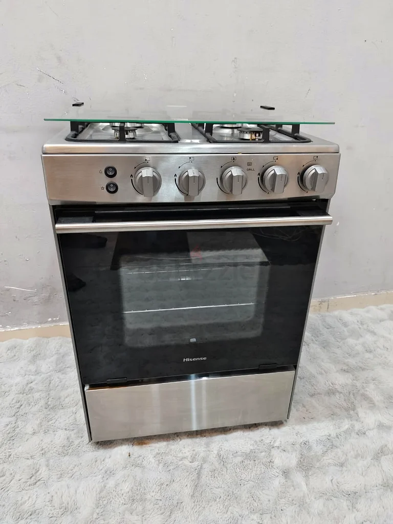Modern Stainless Steel Oven with Gas Cooktop63168523921283112