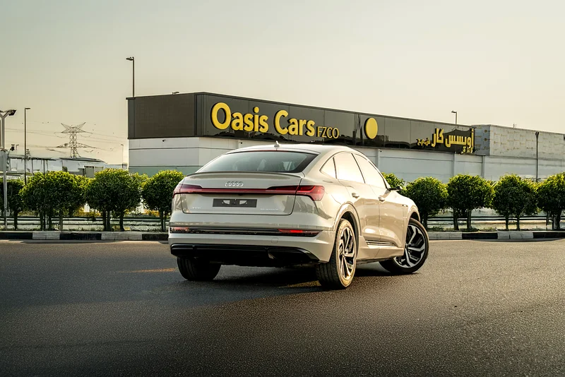 2022 E-Tron S Sportback 55 | GCC | Electric | Under Warranty | Low Mileage63168027378434113
