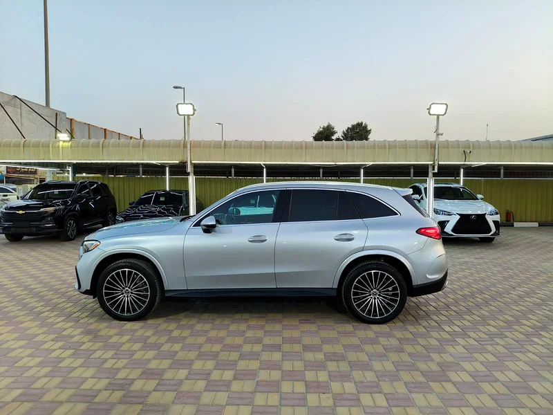 Mercedes-Benz 2023 GLC 300 NEW LOOK63158339509123112