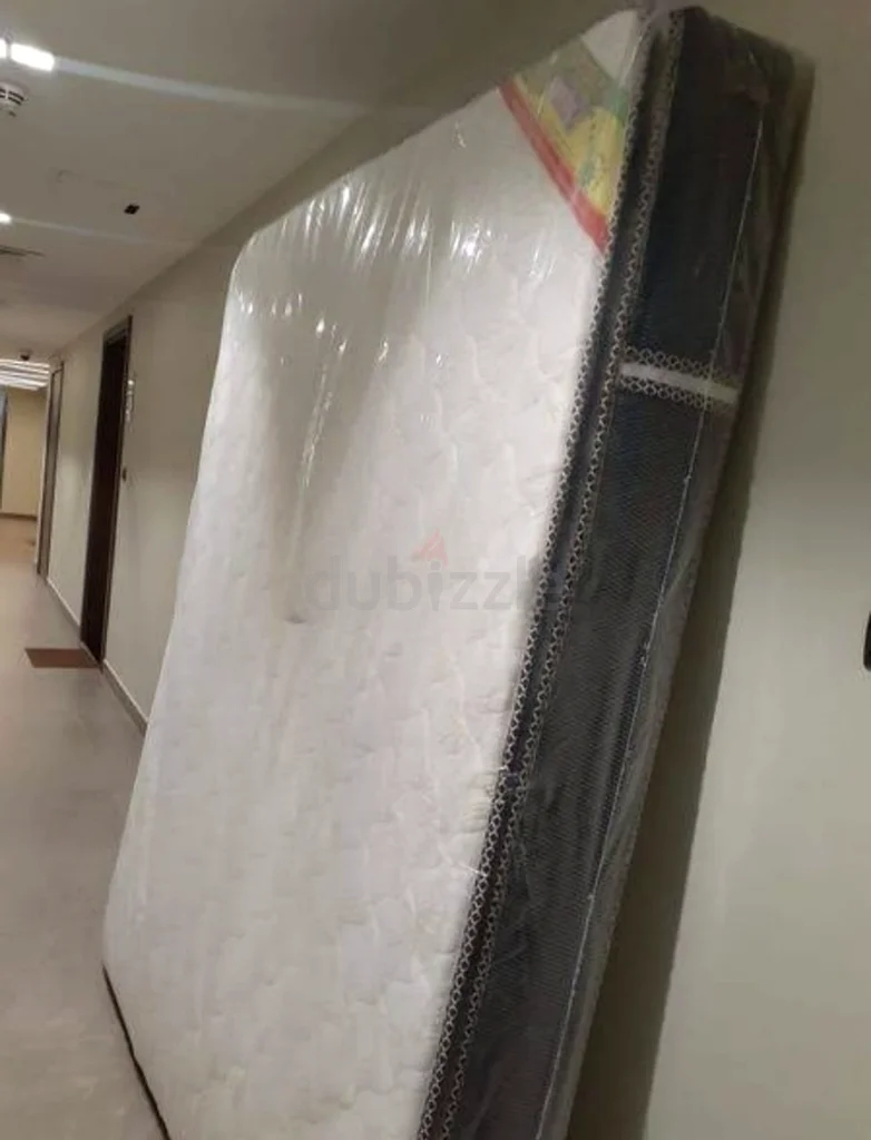 مرتبة طبية جديدة تمامًا من الفوم اللين بمقاس 180 سم × 200 سم63263505444097112