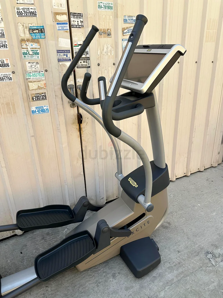 شاشة تقنية Technogym كروس متدرب لمسية62931671388931113