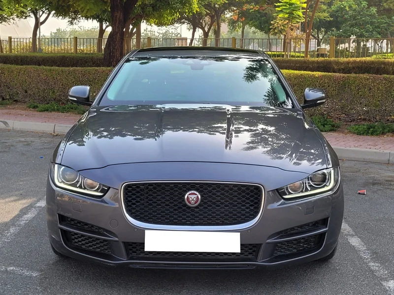 AED 1,855 PER MONTH 0% DOWNPAYMENT * 2016 JAGUAR XE * ACCIDENT FREE * SINGLE OWNED * GCC SPECS62930623143425111