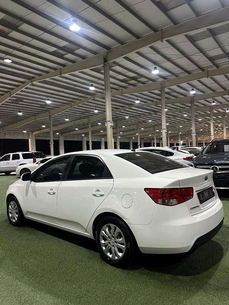 KIA / GCC / 2013 / IN PERFECT CONDITION63173123534593114