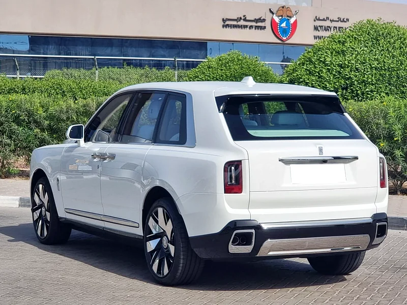 AED 45,041 PER MONTH 0% DOWNPAYMENT * 2025 ROLLS ROYCE CULLINAN * UNDER WARRANTY * GCC SPECS63139216957058114