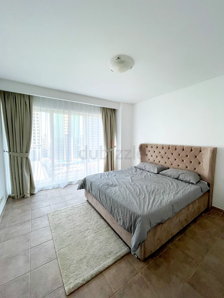 Private  bedroom in DIFC631273755018271111