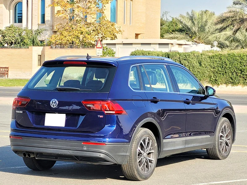 1,054 درهم شهريًا، دفعة أولى 0%* فولكس فاجن تيغوآن 2017 * مالك واحد * مواصفات خليجية63173123677315114