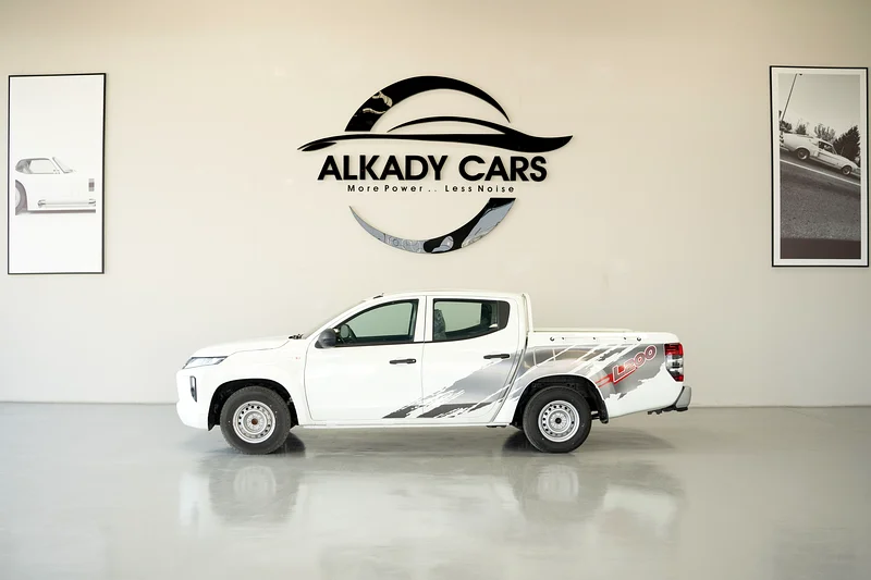 ميتسوبيشي L200 دفع ثنائي الطراز 2023 يدوي (كمية محدودة من المخزون)63225696713218111