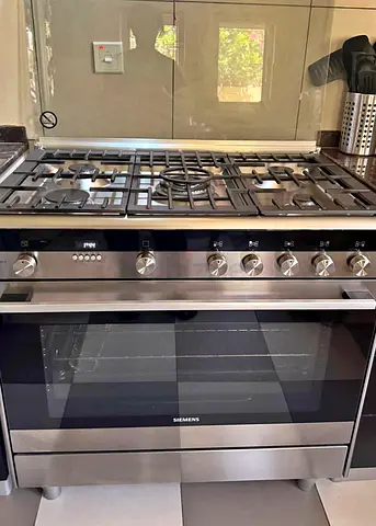 Siemens iq700 Gas Cooker Electric Oven 90cm