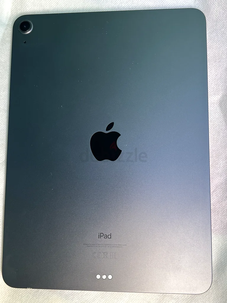 Ipad air 256 جيجا بايت، الجيل الرابع 2020، بحالة ممتازة62864709481091112