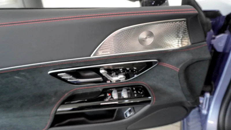 SL 43 AMG Mild Hybrid | Gargash Warranty and service contract upto 5 years or 105,000 km - VSB 3479662933684645250114