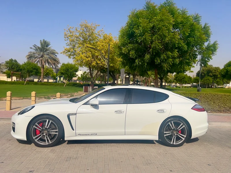 Porsche Panamera GTS PDK( limited Edition) GCC specifications.  2013 model. Full option. Sunroof  ca63156539933571113