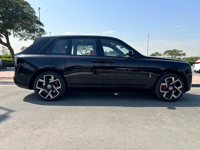 2025 BRAND NEW ROLLS ROYCE CULLINAN BLACK BADGE - VIP SEATS  BESPOKE AUDIO63139217181953112