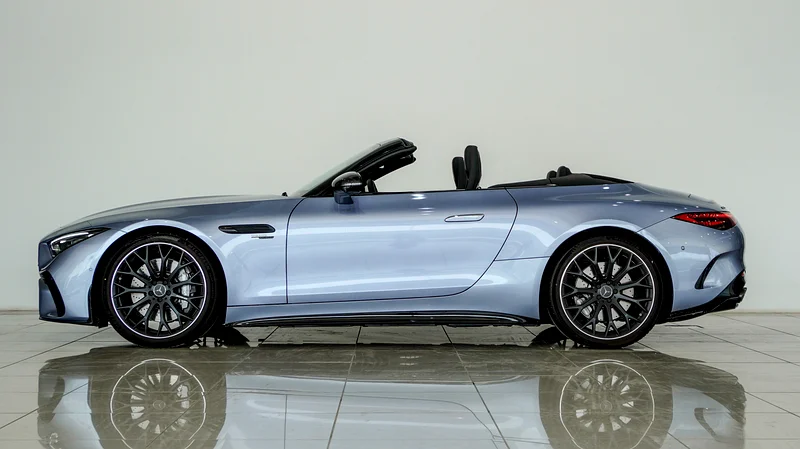 SL 43 AMG Mild Hybrid | Gargash Warranty and service contract upto 5 years or 105,000 km - VSB 3479662933684645250112