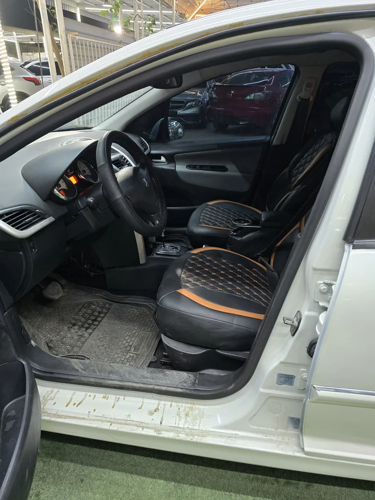 عجمان الجرف معارض السيارات معرض رقم 2662935671998978114