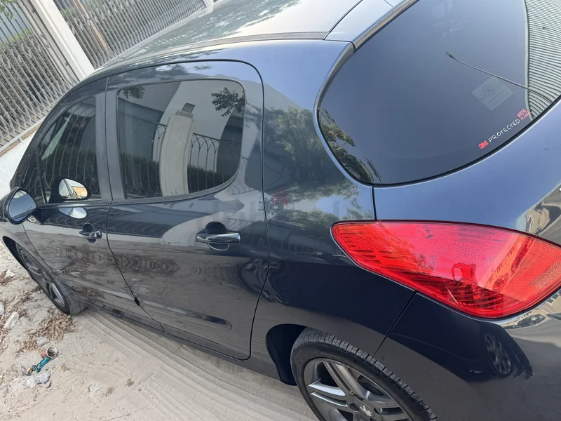 CLEAN AND NEAT CAR URGENT SALE WITH LESS KILOMETER DRIVEN62935671666562113