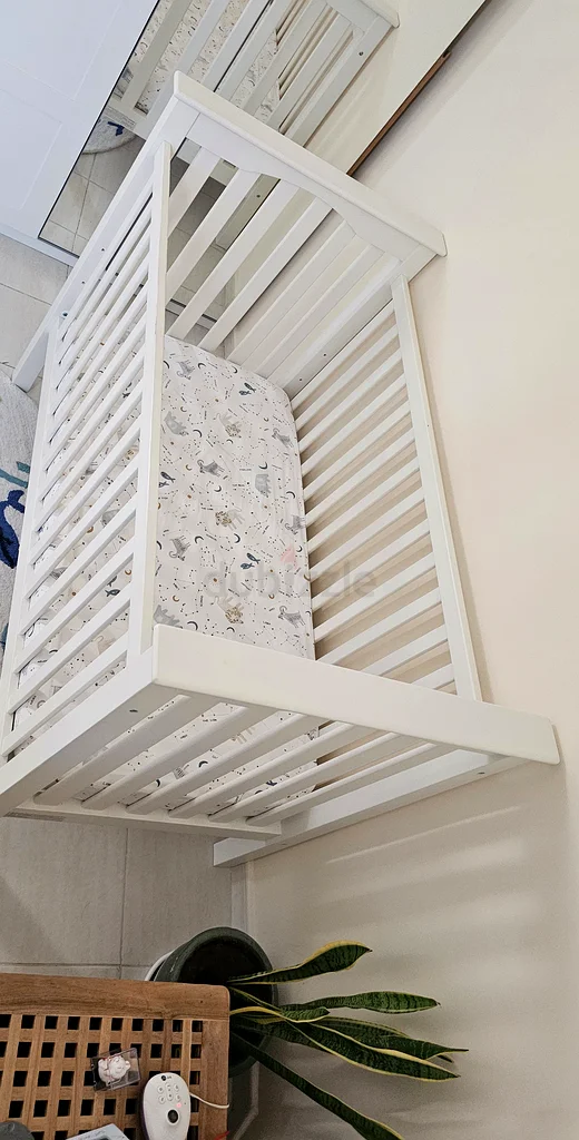 Pottery Barn Crib for sale63230186592899111