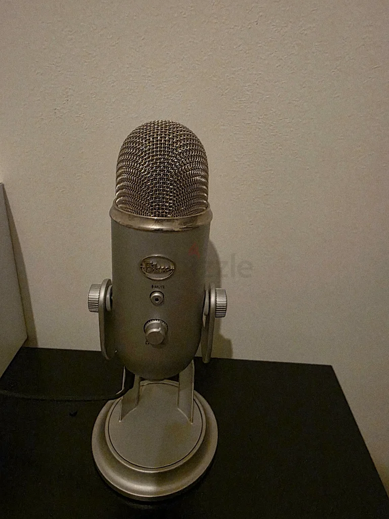 Blue Yeti Microphone63256064722050115