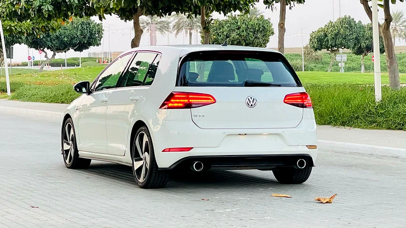 Volkswagen Golf GTI 2018 model GCC, perfect condition63150943773443114