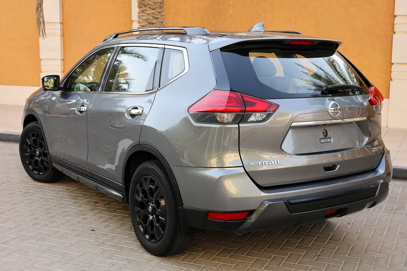 NISSAN X-TRAIL 2.5SV  2020-60000KM-GCC SPECS63167560080002113