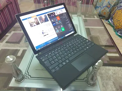 Surface Pro 5_TouchScreen_7th Gen_Intel Core-i5_12.3 Inch_RAM 8 GB_SSD 256 GB_Excelent Condition