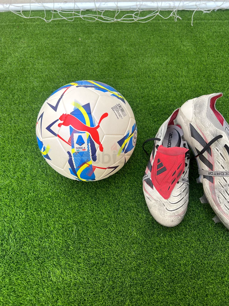 Kick Off Your Game with This Quality Premier league/Ucl Footballs63248760470529111