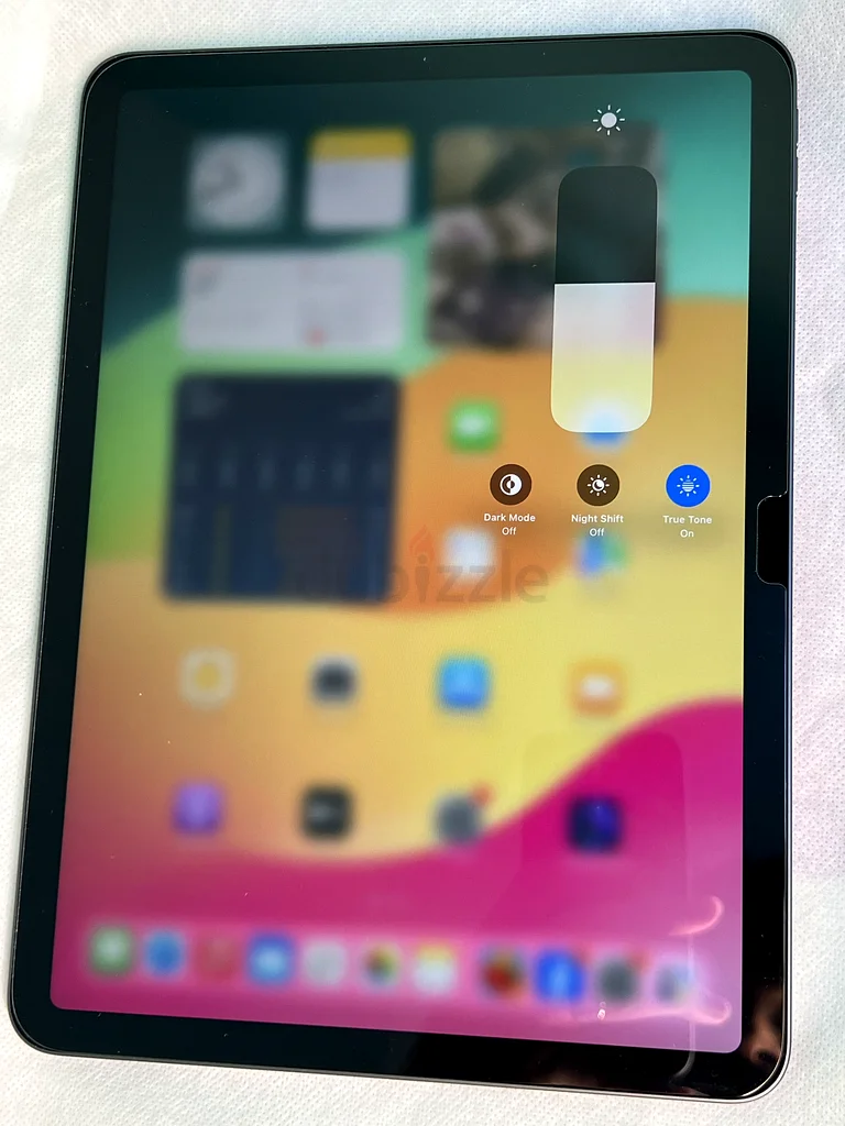 Ipad air 256 جيجا بايت، الجيل الرابع 2020، بحالة ممتازة628647094810911116