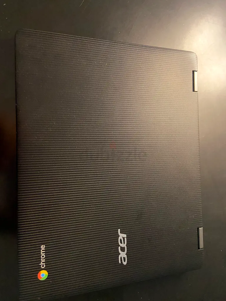 Foldable Acer Chromebook’s with pen in excellent condition